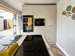 Kitchen/Diner- click for photo gallery